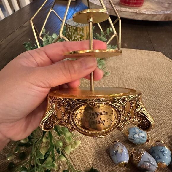 HOUSE OF FABERGE- Sapphire Garden Hand Painted Porcelain 8 piece Eggs limited ed - Picture 3 of 8